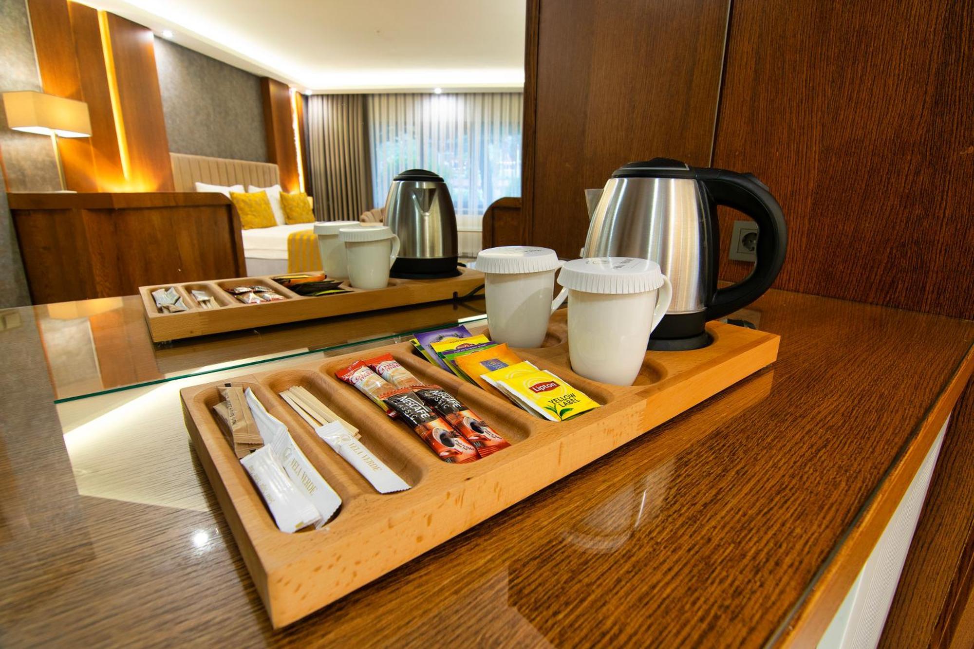 Vela Verde Hotel & Spa 얄로바 외부 사진