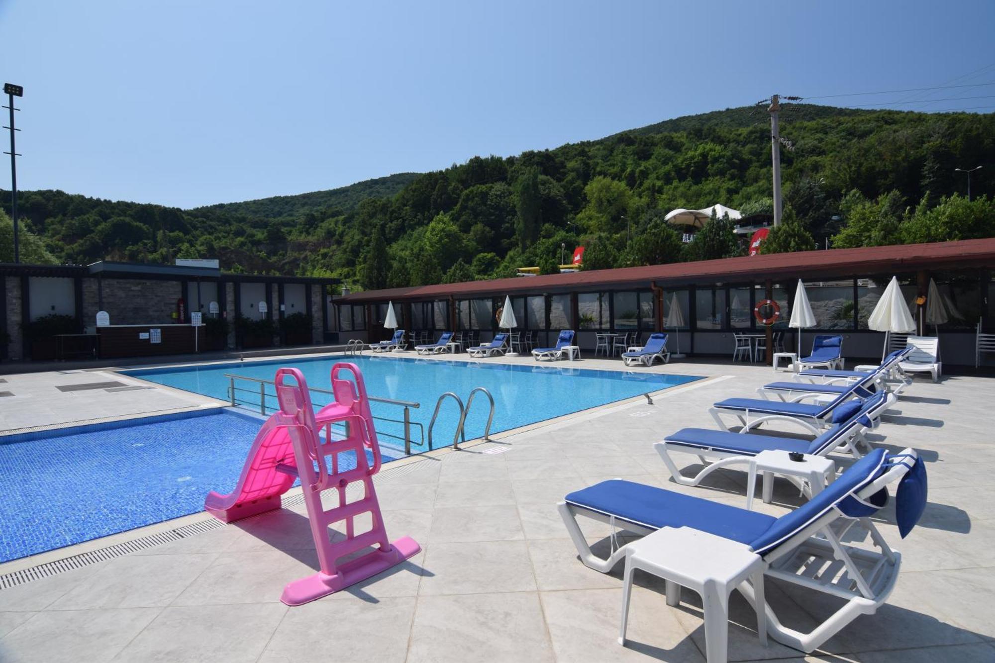 Vela Verde Hotel & Spa 얄로바 외부 사진